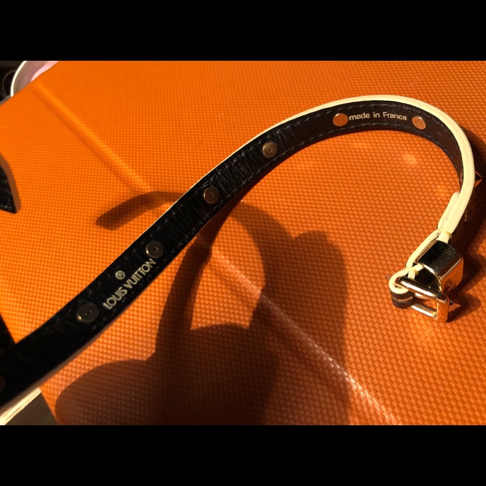 Louis Vuitton Gold Stud wrap Bracelet - Picture 5 of 8